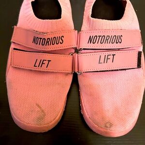 Lifting shoes